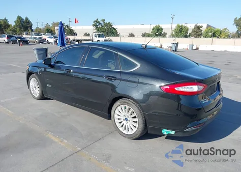 2014 Ford Fusion Energi Se Luxury z USA, uszkodzony, nr VIN 3FA6P0PU5ER269932